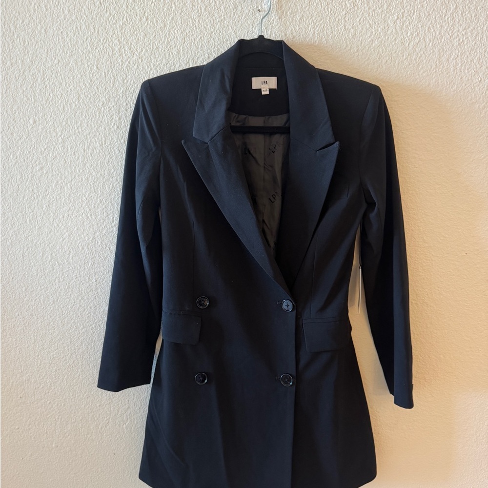LPA Elegant Black Double-Breasted Blazer